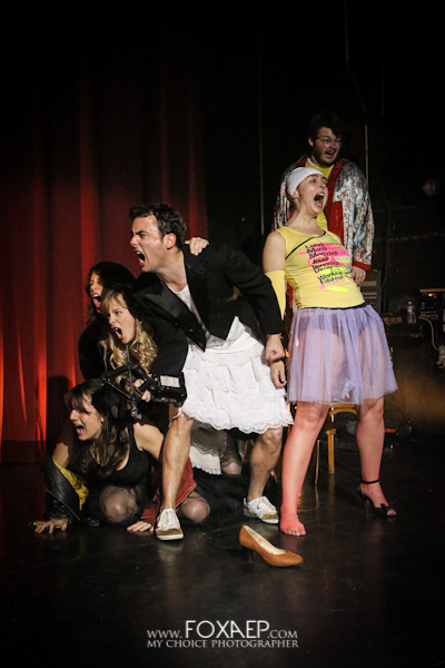Ailleurs-création Théâtre Universitaire 2013